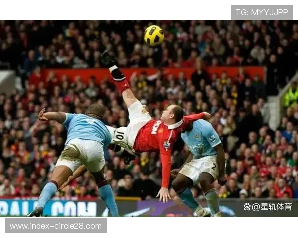 曼联角球战术制胜马奎尔佯攻梅努助攻姆伯莫破门